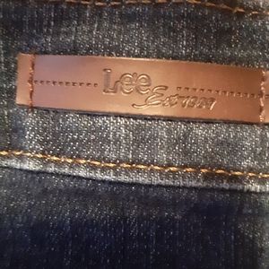 Lee relaxed fit size 10